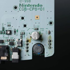 Condensatore Game Boy Colour 680uF